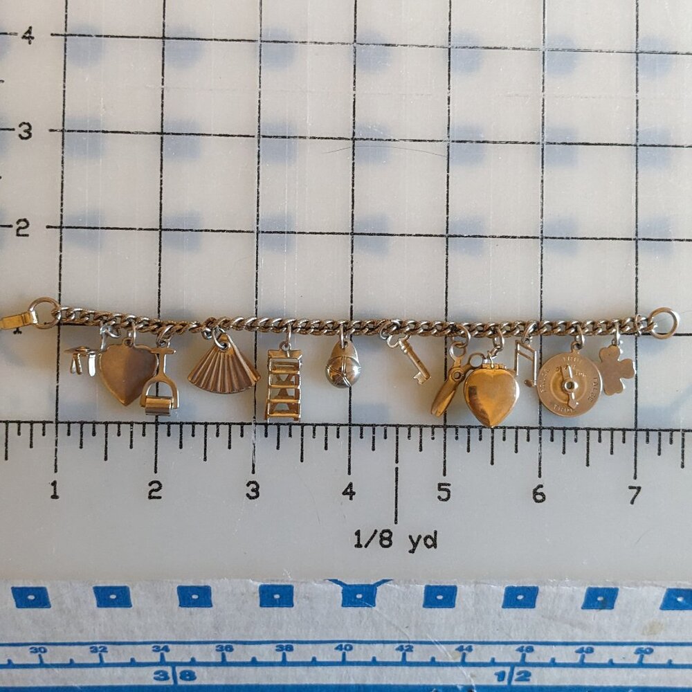 Charm Bracelet With 12 charms - Picture 4 of 4